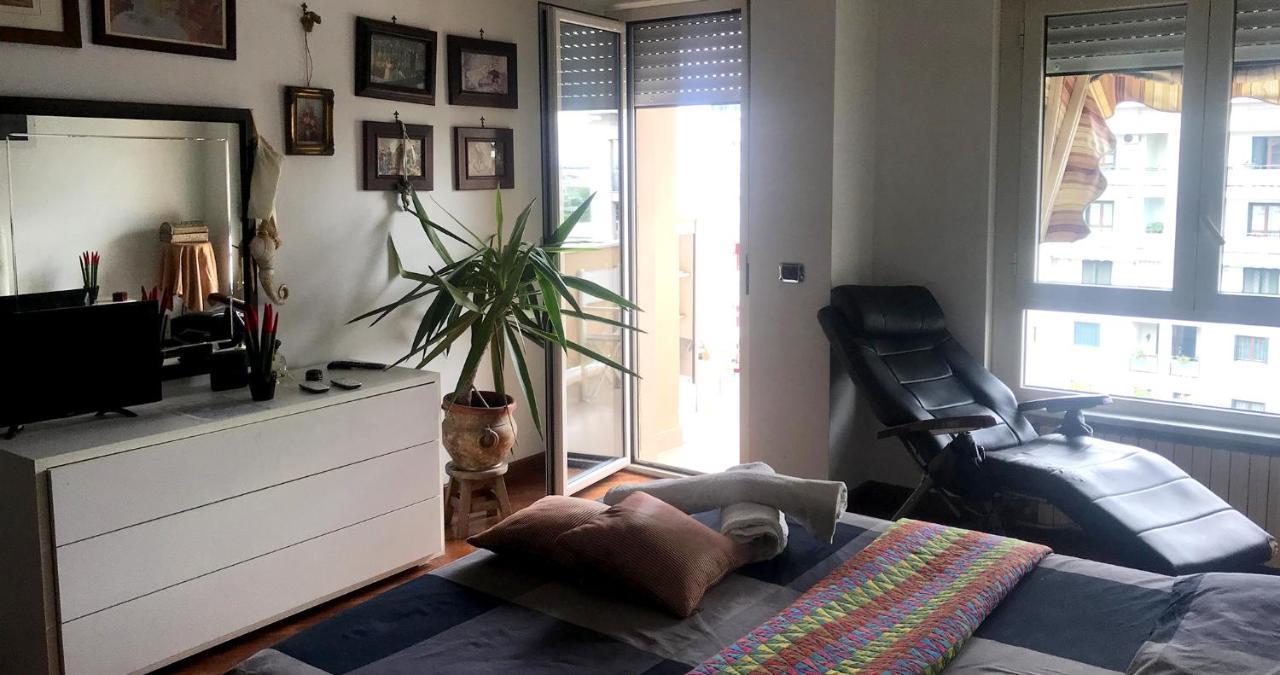 B&B Stanze Lussuose Aversa Exterior photo